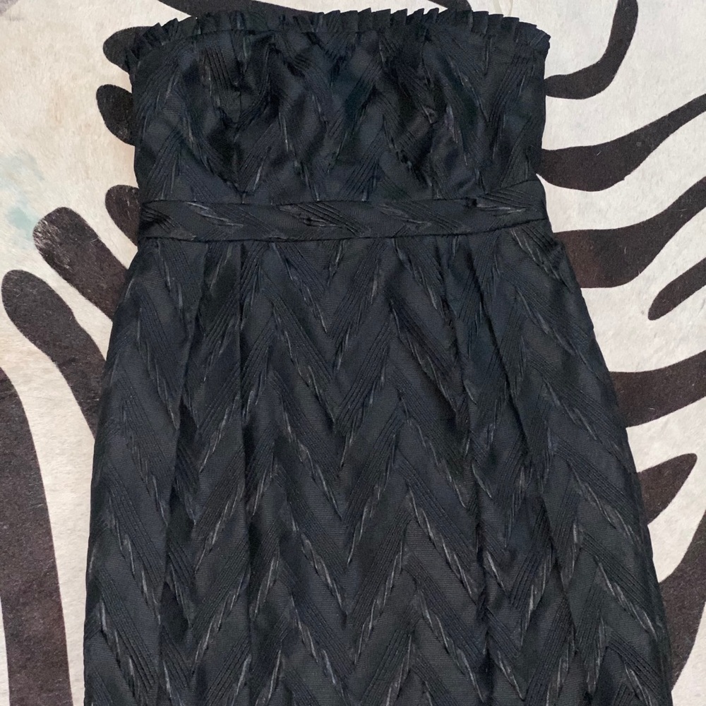 Alice + Olivia strapless cocktail dress ❤️🧡💛💚💙